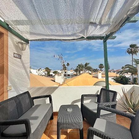 Lovely Apartment Near The Beach With Pool & Wifi Caleta de Fuste Exterior foto
